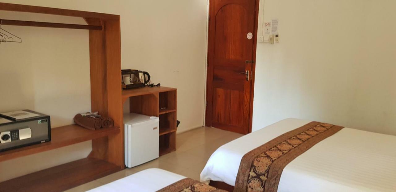 Kool Kampot Hotell Eksteriør bilde