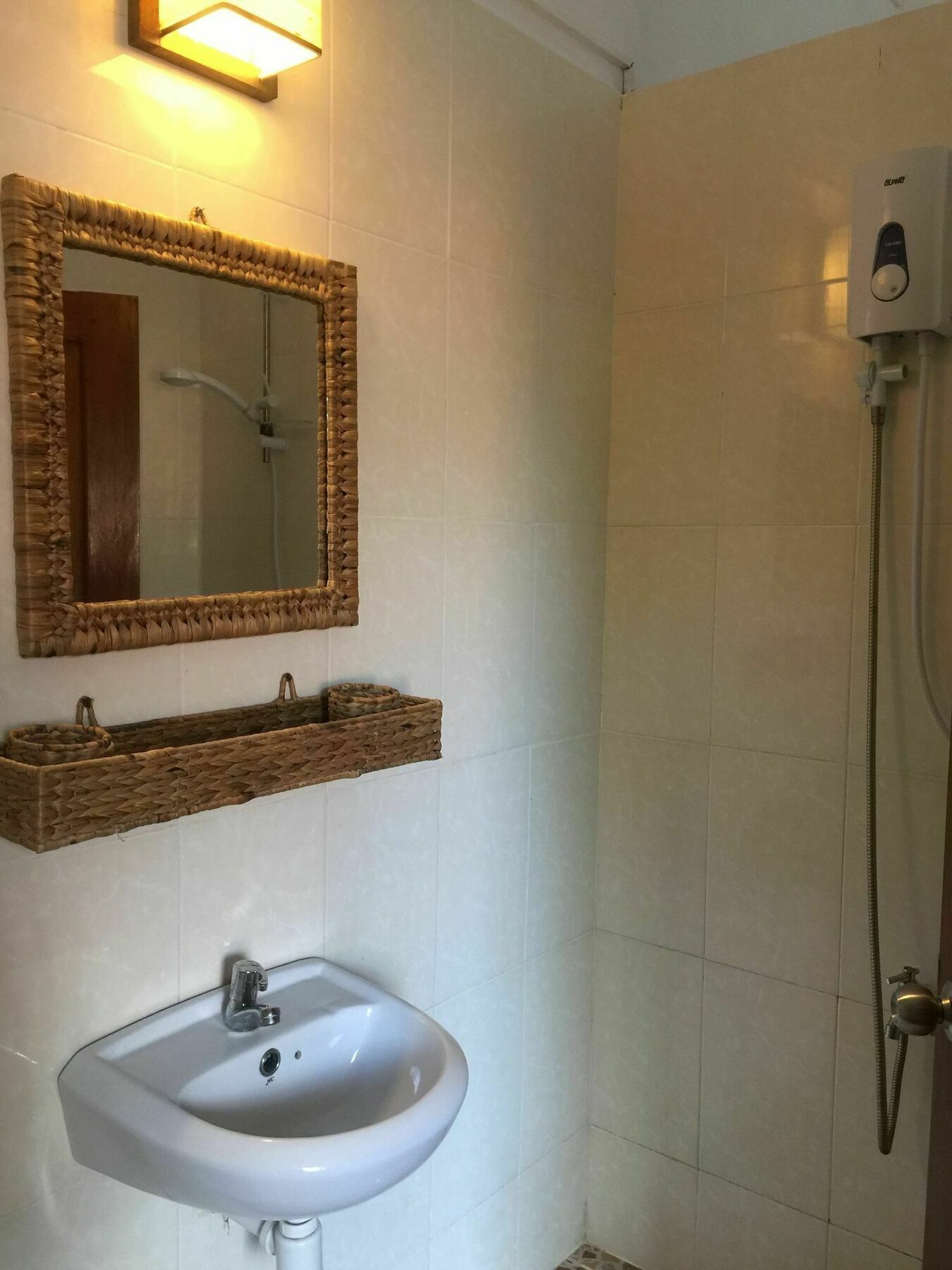 Kool Kampot Hotell Eksteriør bilde