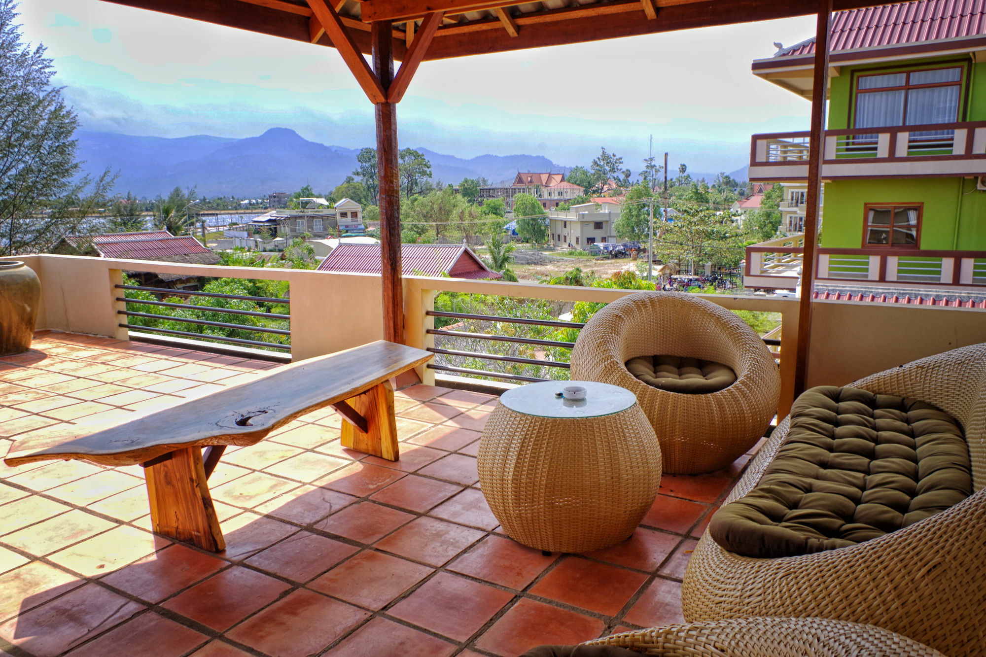 Kool Kampot Hotell Eksteriør bilde