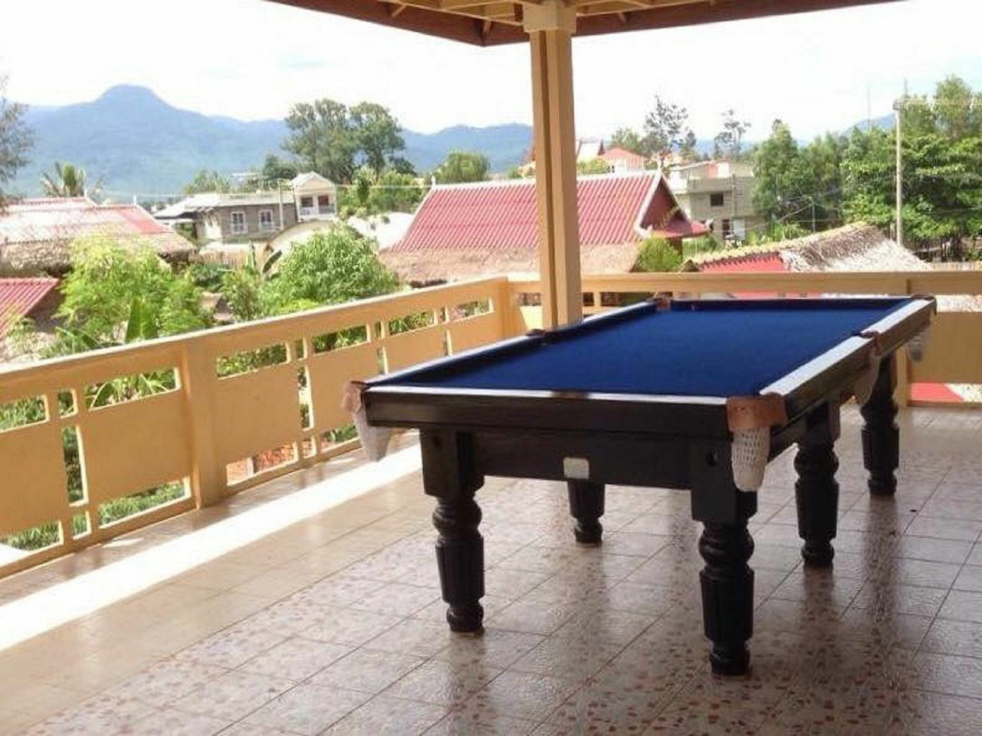 Kool Kampot Hotell Eksteriør bilde